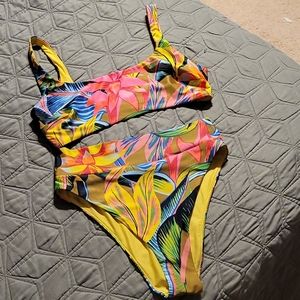 LIKE NEW Floral Aerie Bikini Set